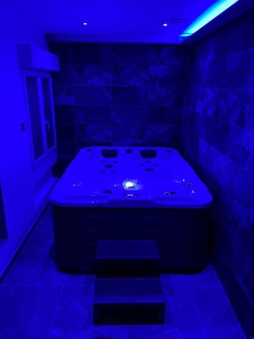 Maison Avec Jacuzzi Orange  Eksteriør bilde